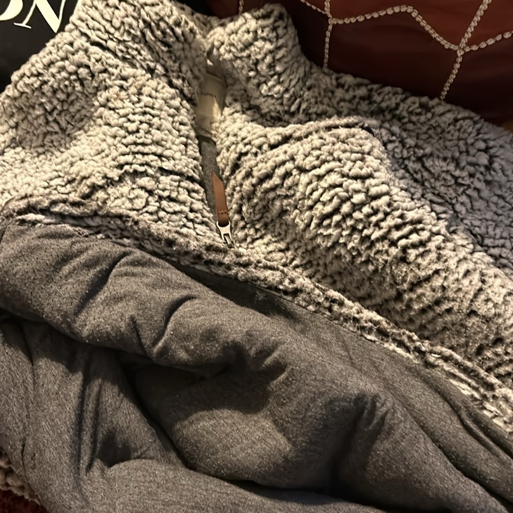 Nordstrom grey thick fleece - Picture 9 of 10